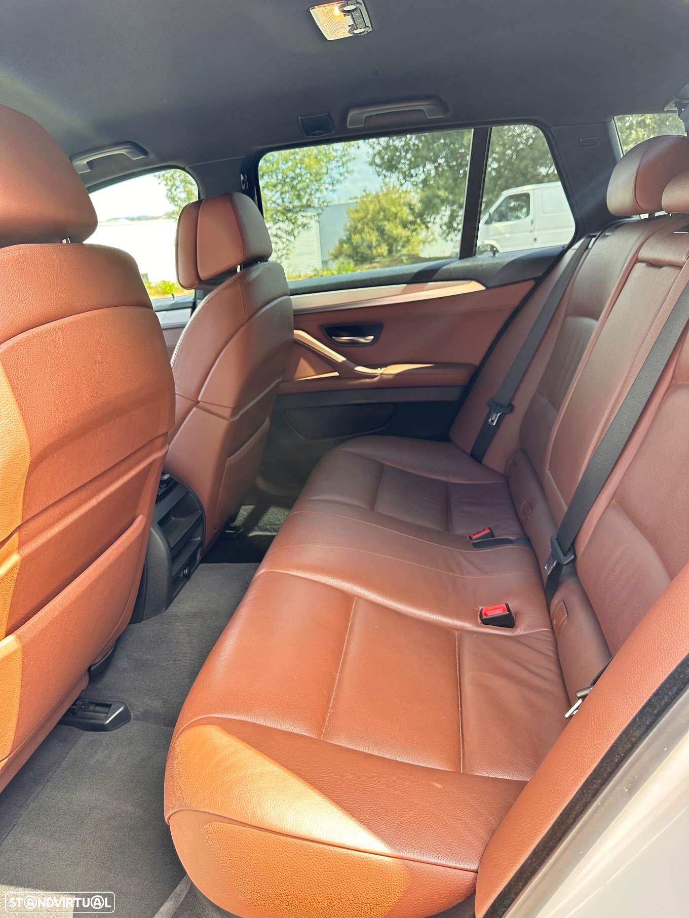 BMW 525 d Pack M Auto - 13