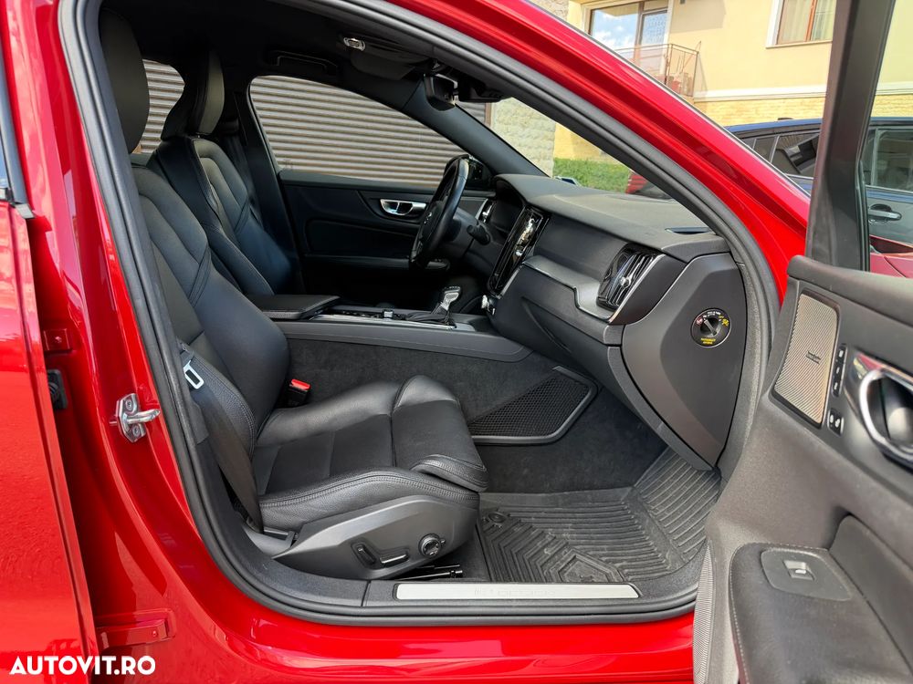 Volvo S60 T4 R-Design - 12