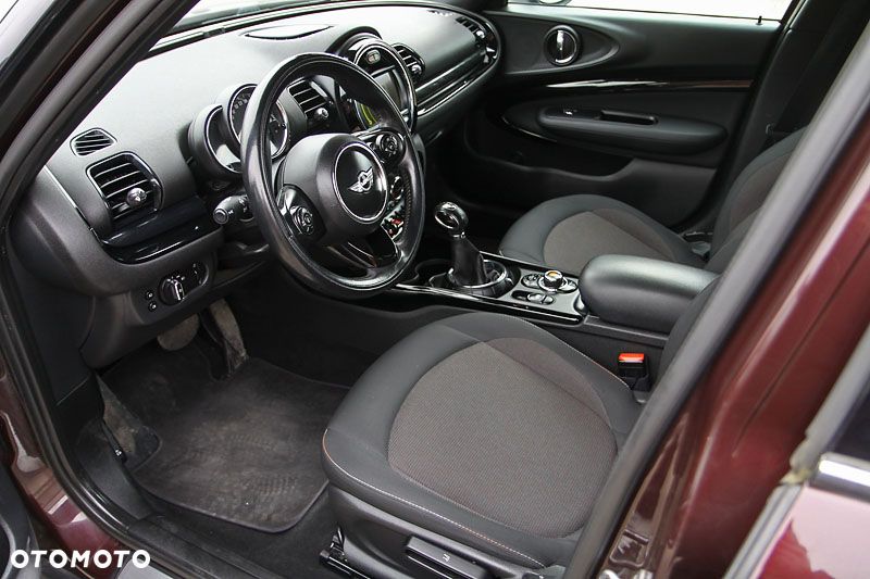 MINI Clubman Cooper D - 8