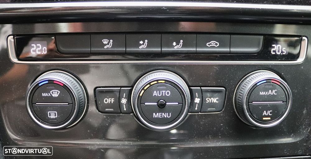 VW Golf 1.0 TSI Trendline Pack - 30