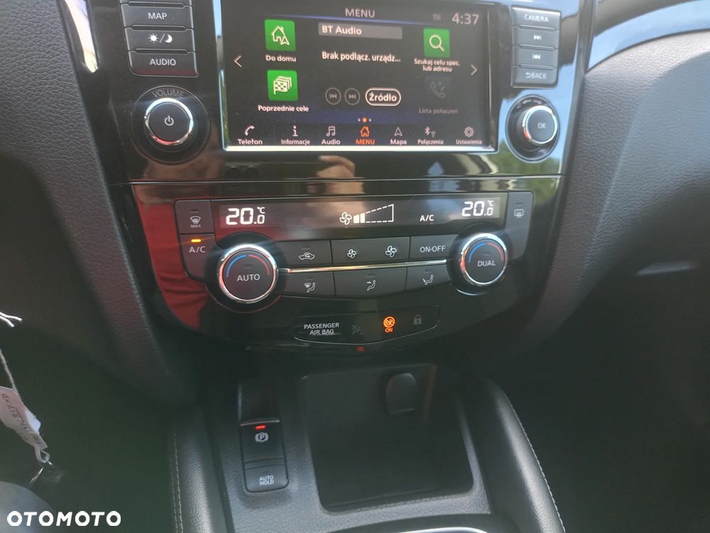 Nissan Qashqai 1.3 DIG-T Tekna - 17