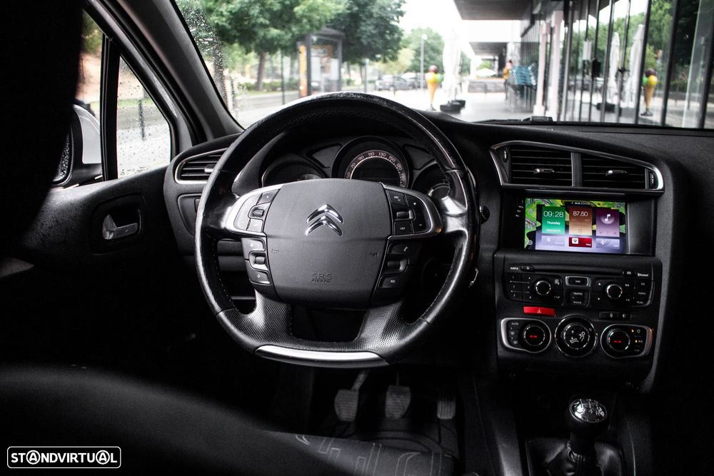 Citroën C4 HDi 90 Attraction - 25