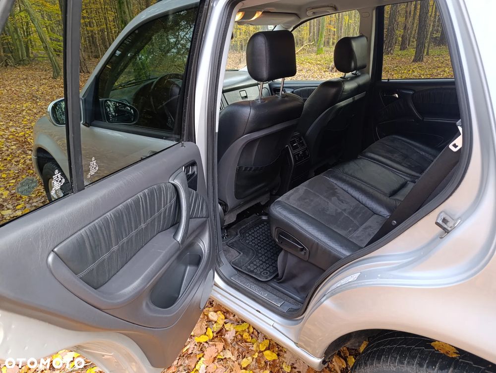 Mercedes-Benz ML - 10