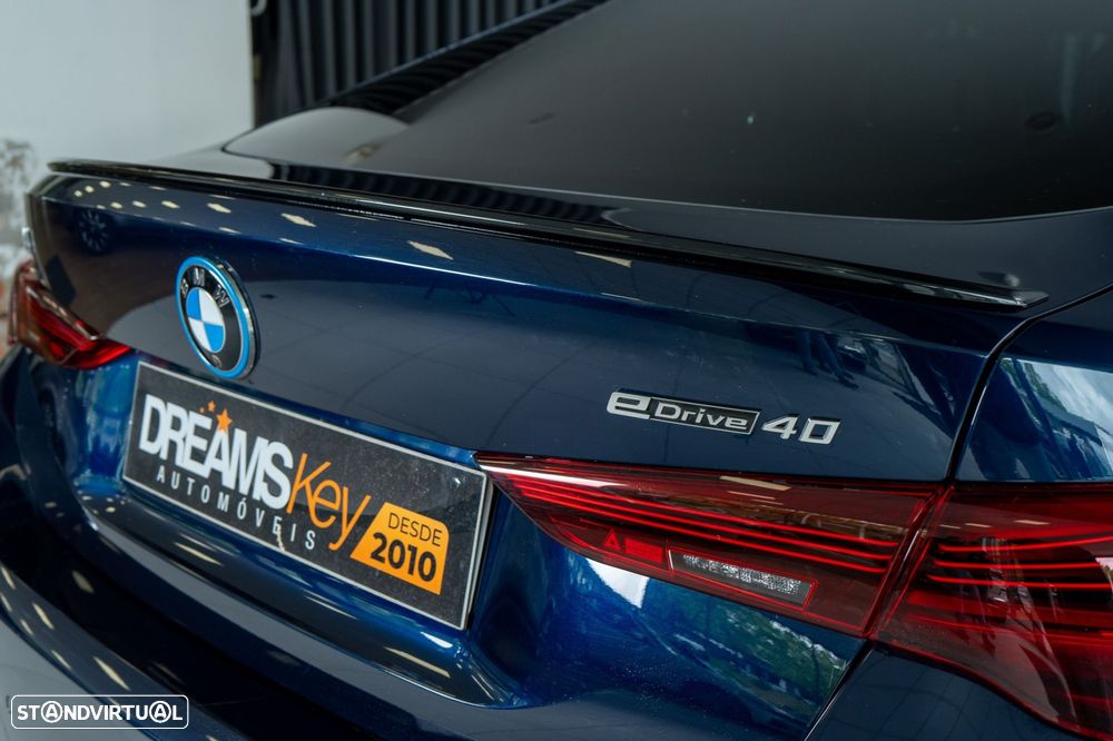 BMW i4 eDrive40 Pack Desportivo M - 38