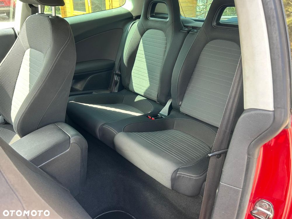 Volkswagen Scirocco 2.0 TDI Match - 18