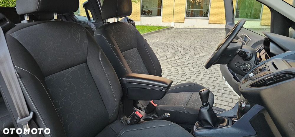 Ford B-MAX 1.4 Titanium - 16