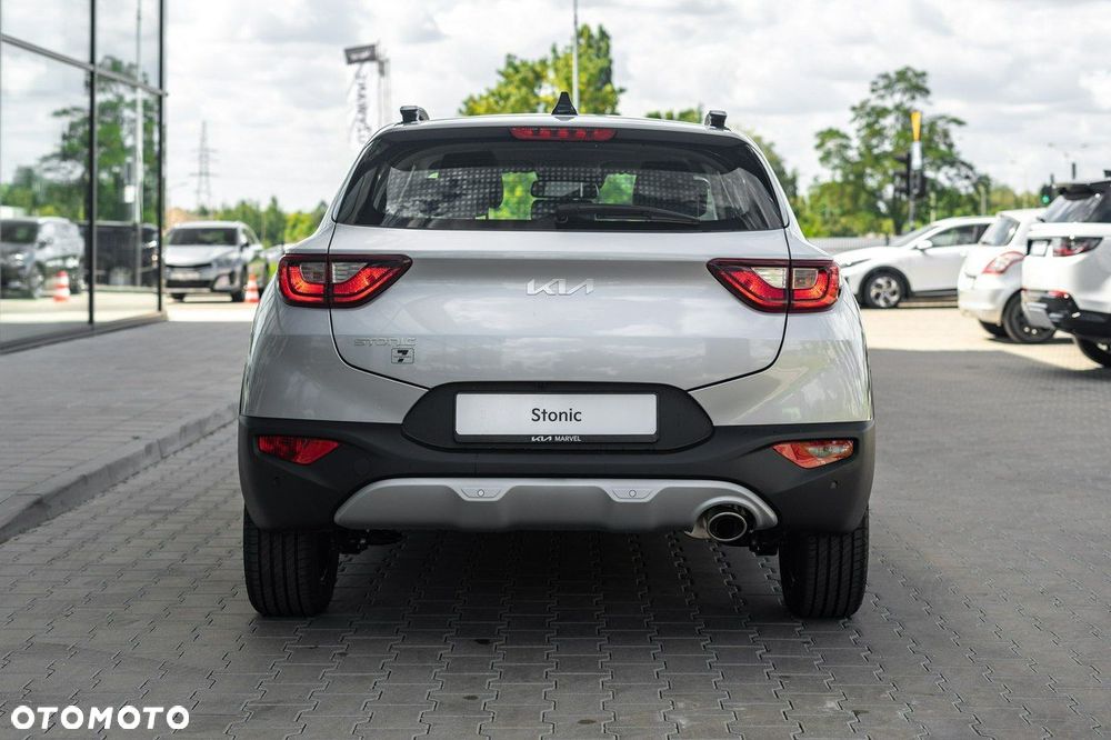 Kia Stonic - 5