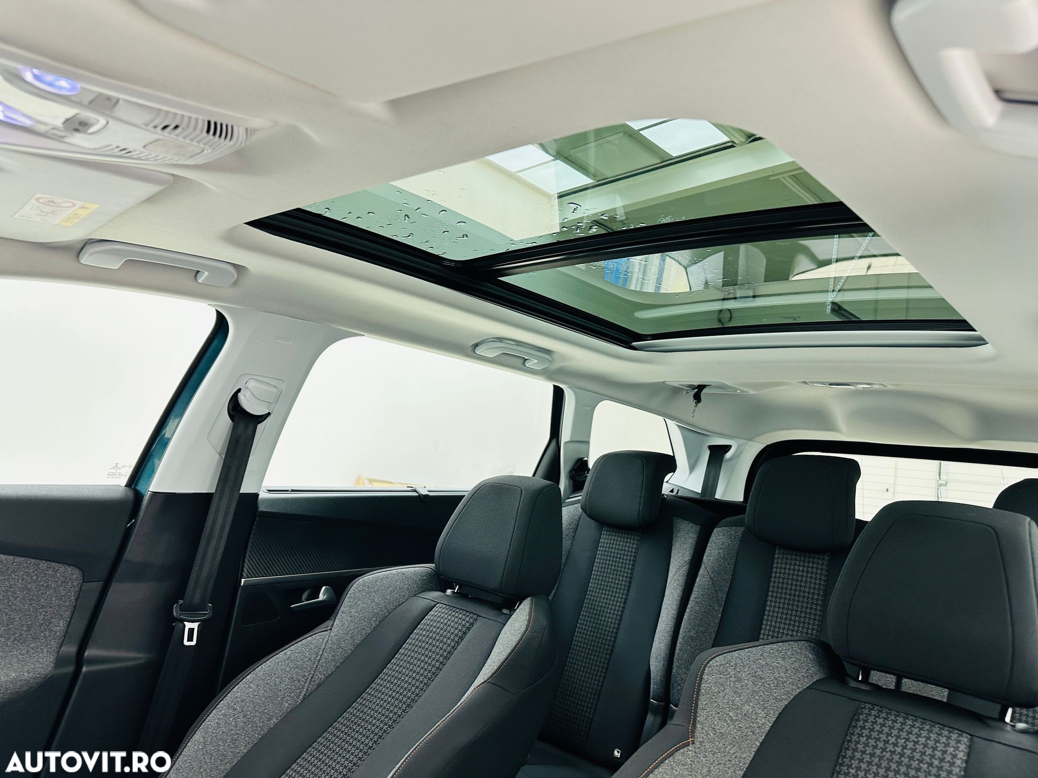 Peugeot 5008 - 22