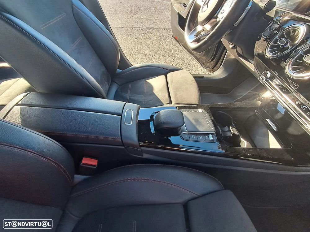 Mercedes-Benz A 250 - 31