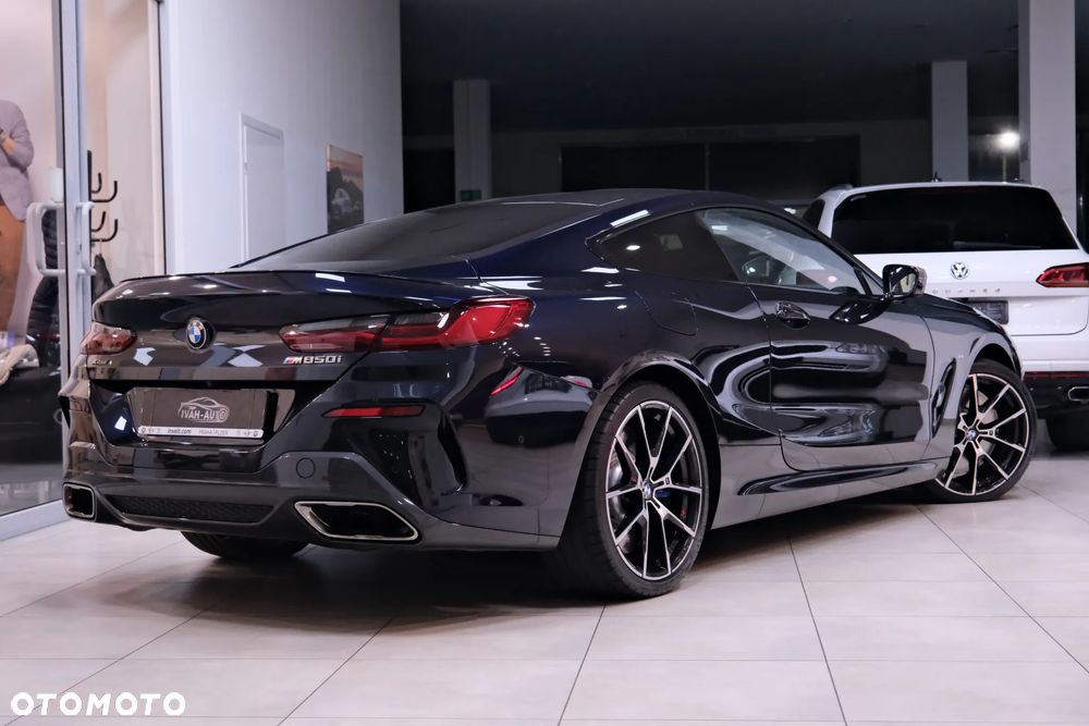 BMW Seria 8 - 14