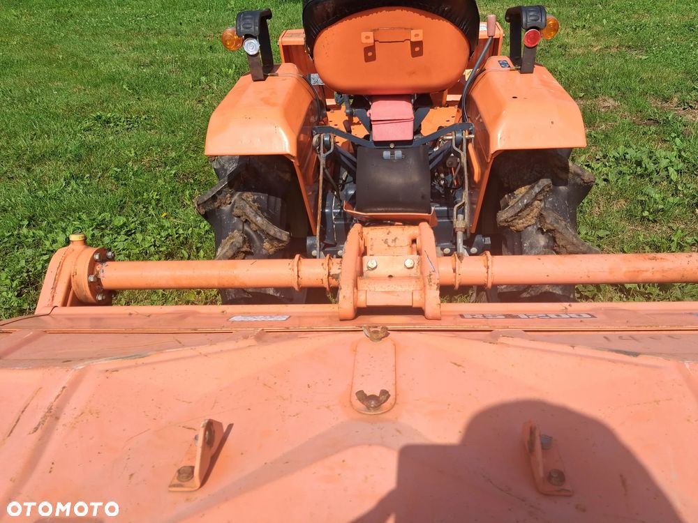 Kubota B1400 - 11