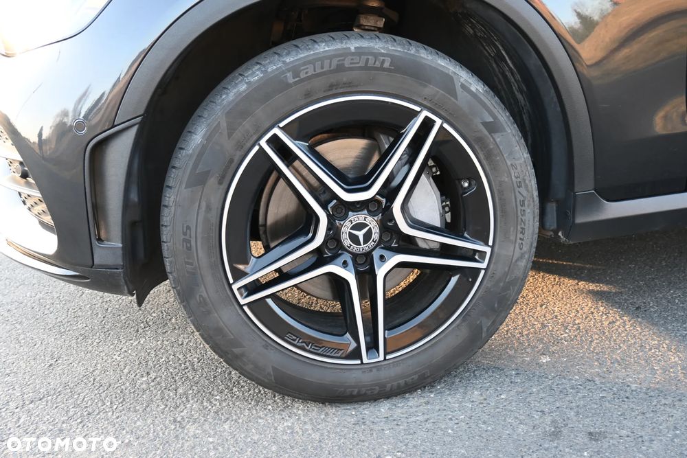 Mercedes-Benz GLC - 27