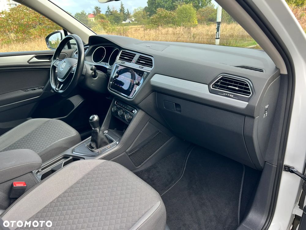 Volkswagen Tiguan Allspace 2.0 TDI SCR Comfortline - 18