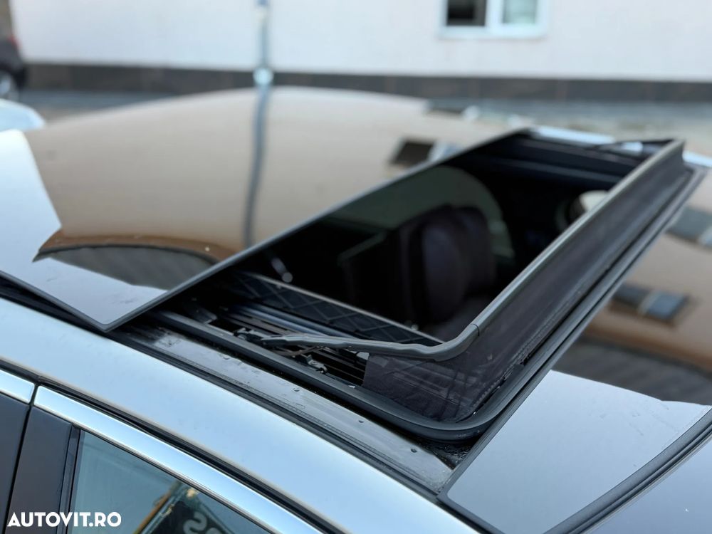 Jaguar XJ 30d Premium Luxury - 32