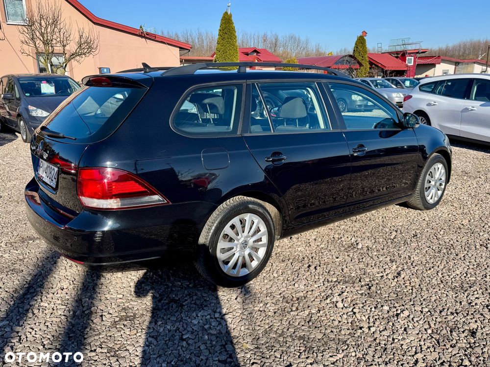 Volkswagen Golf - 25