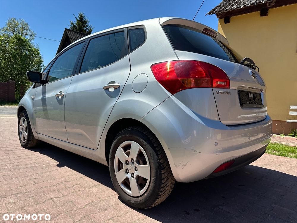 Kia Venga 1.4 CVVT Edition 7 - 9