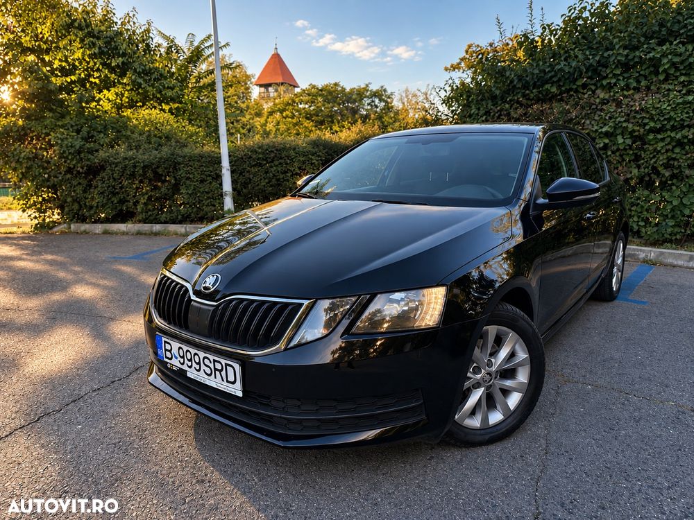 Skoda Octavia - 1