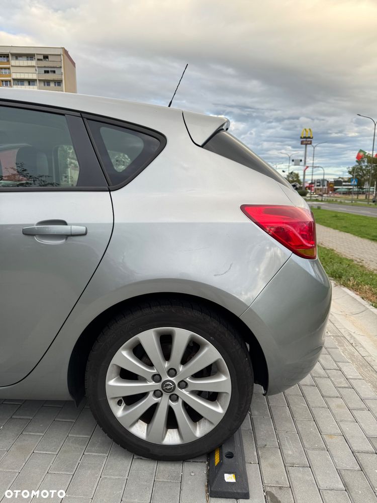 Opel Astra 1.6 - 7