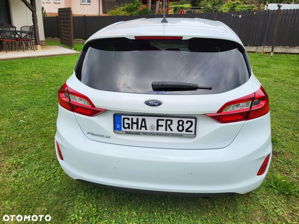 Ford Fiesta 1.1 S&S COOL&CONNECT - 10