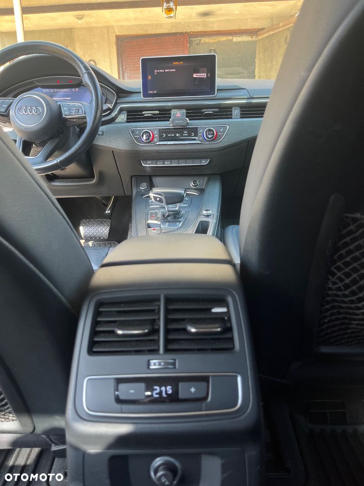 Audi A4 Limousine - 34