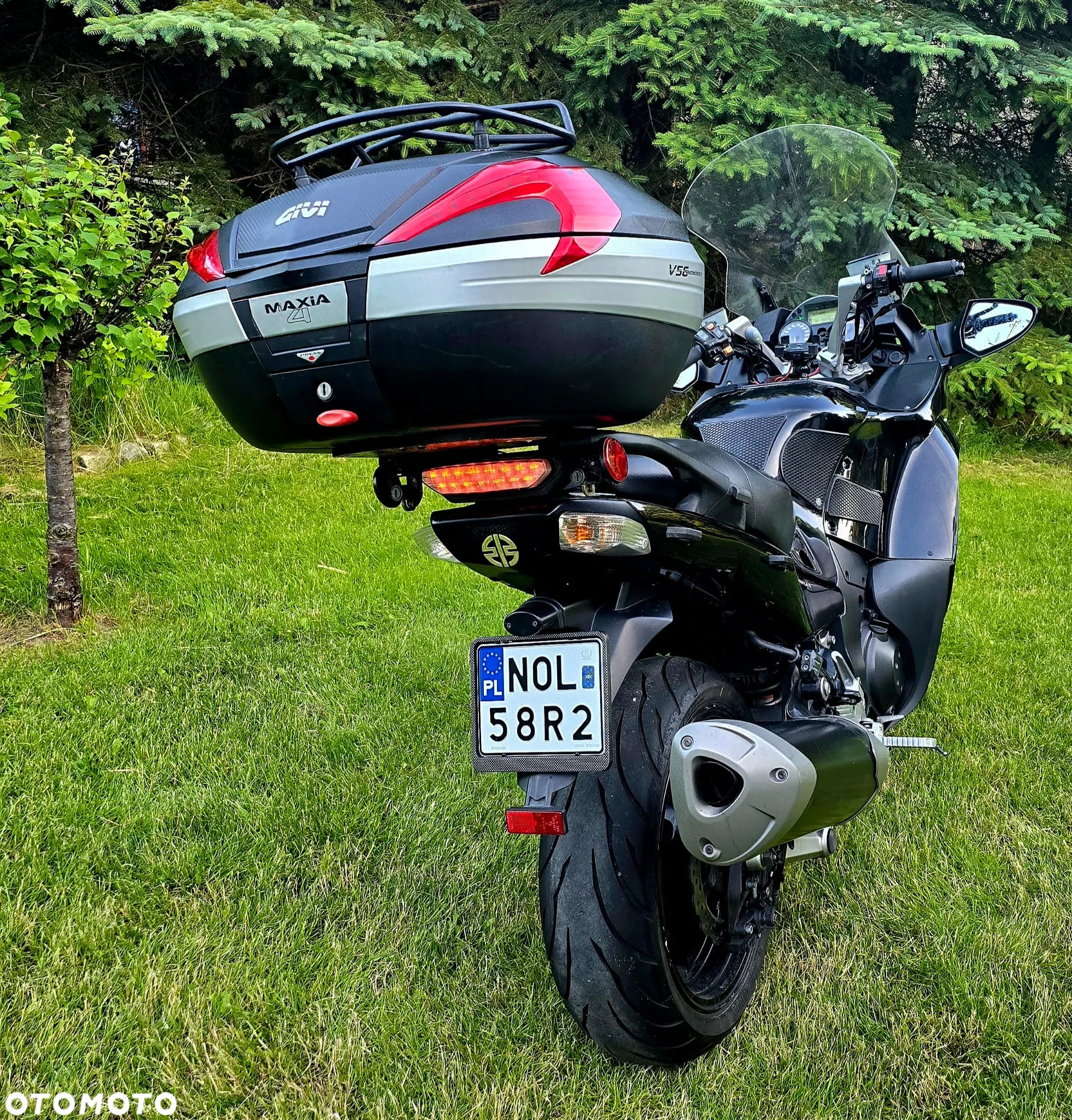 Kawasaki GTR - 16