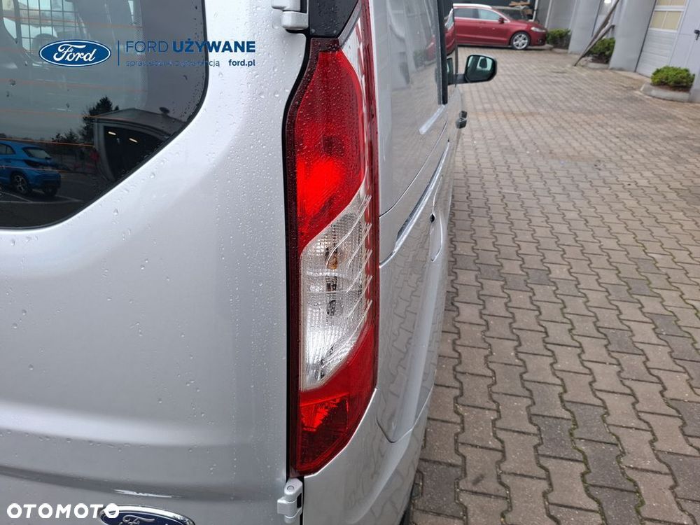 Ford Transit Connect - 12
