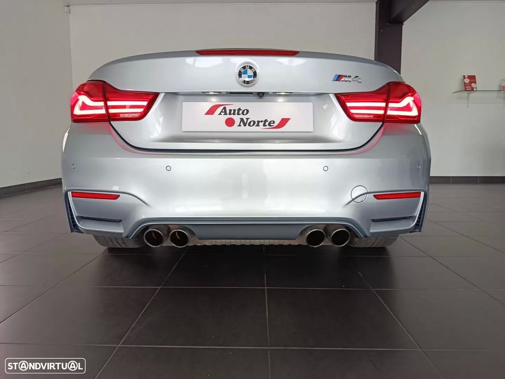 BMW M4 Auto - 12