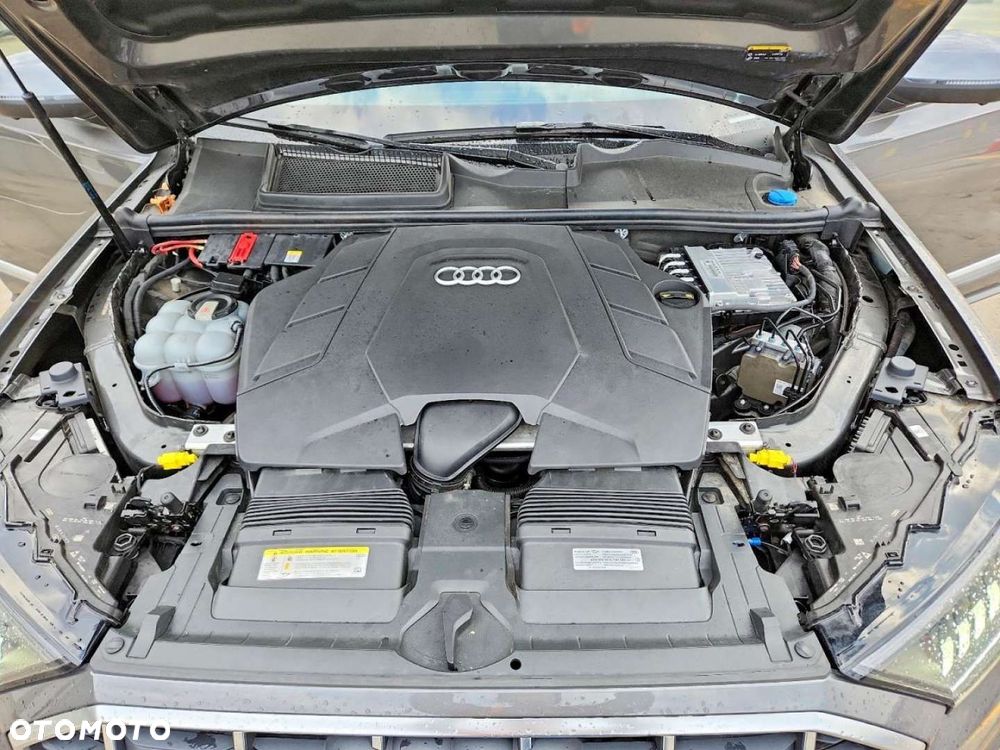 Audi Q7 - 8