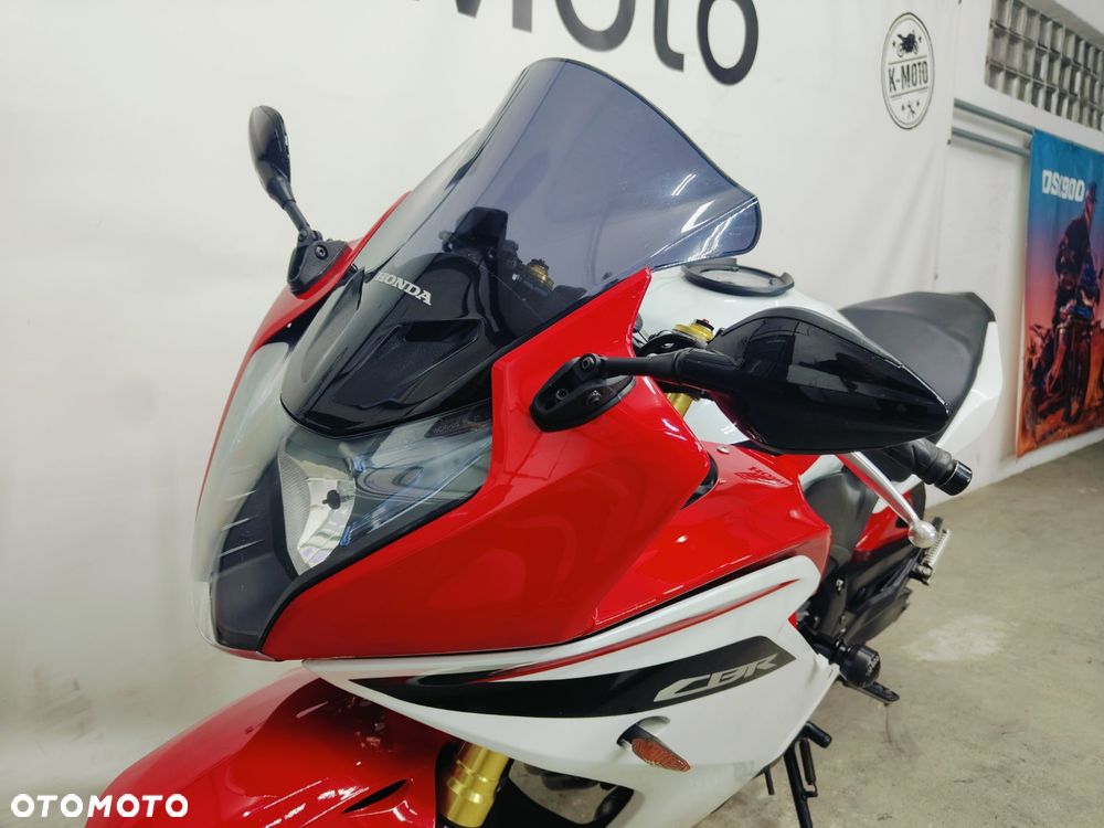 Honda CBR - 22
