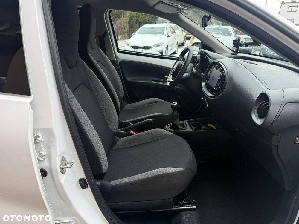Toyota Aygo X 1.0 VVT-i X-play - 22