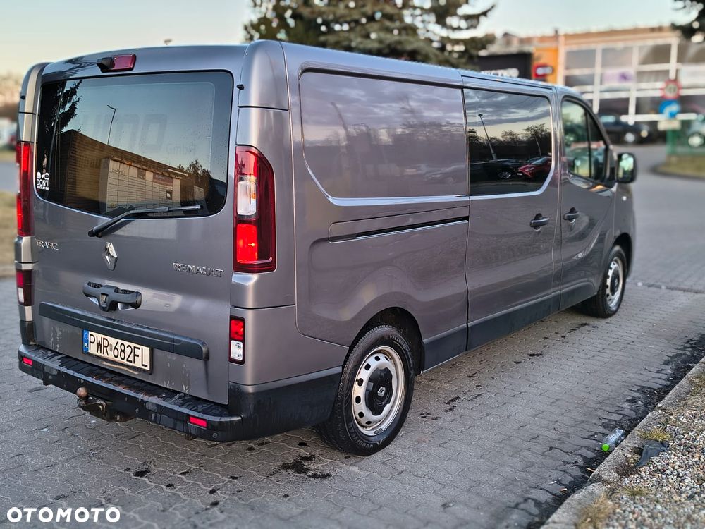 Renault Trafic - 2