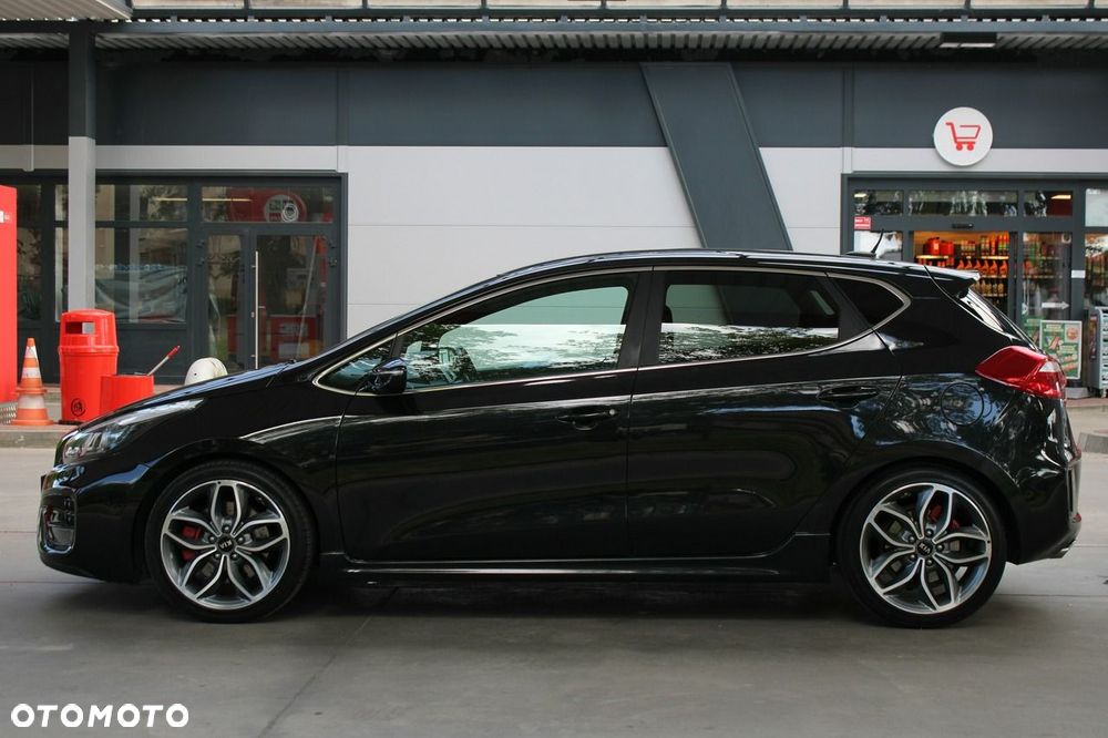 Kia Ceed 1.6 T-GDI GT XL - 40