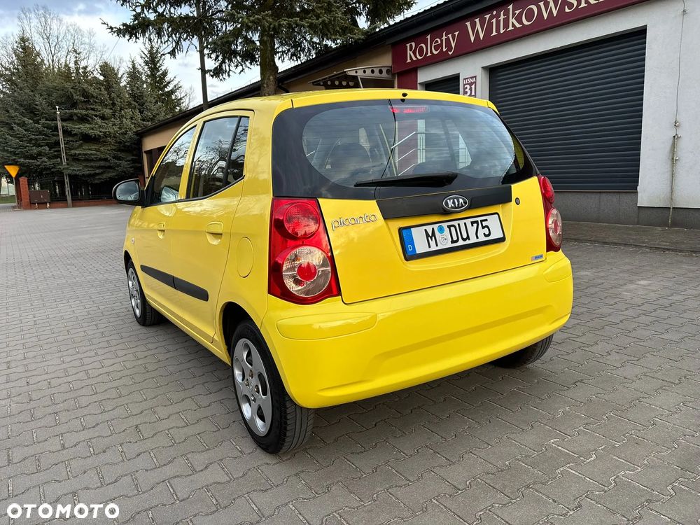 Kia Picanto - 10