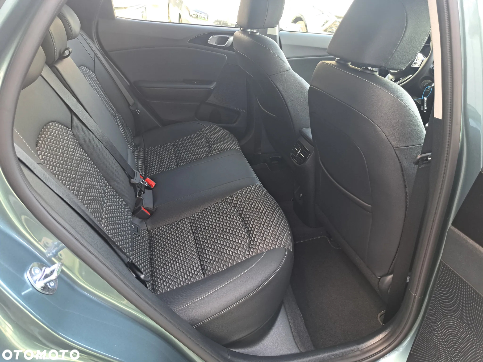 Kia XCeed 1.5 T-GDI L - 14