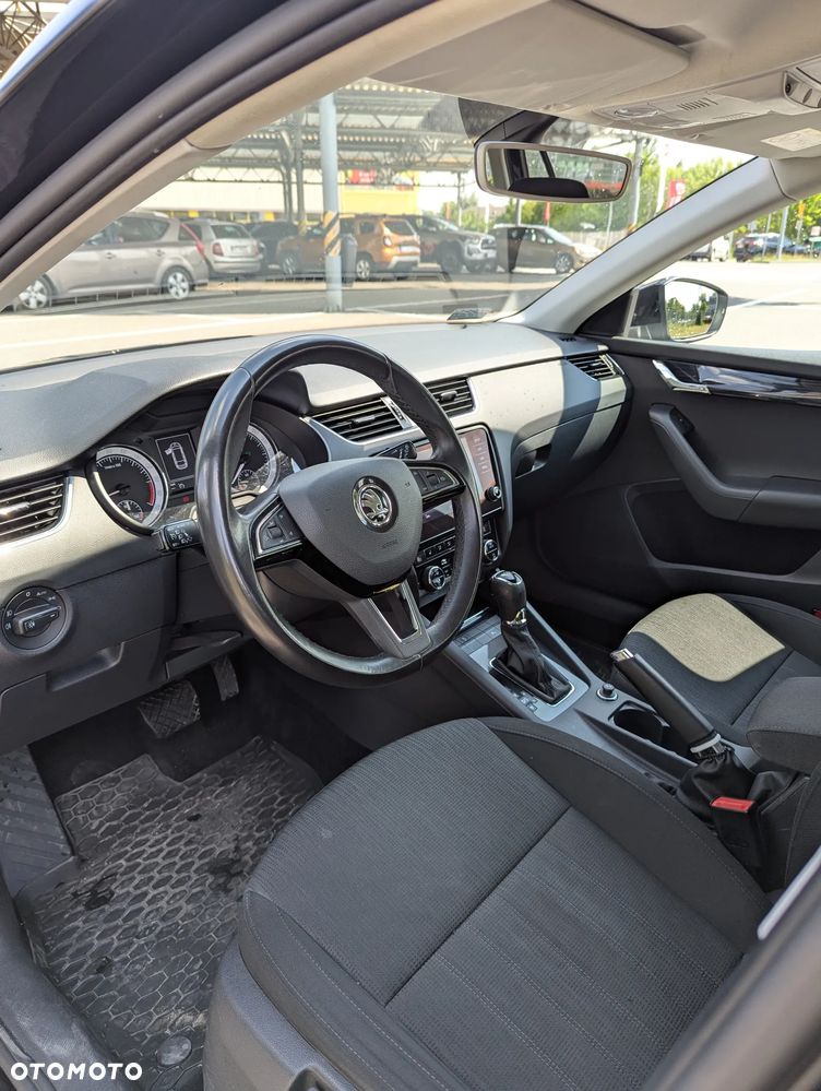 Skoda Octavia 2.0 TDI Ambition DSG - 10
