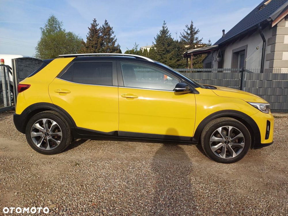 Kia Stonic - 8