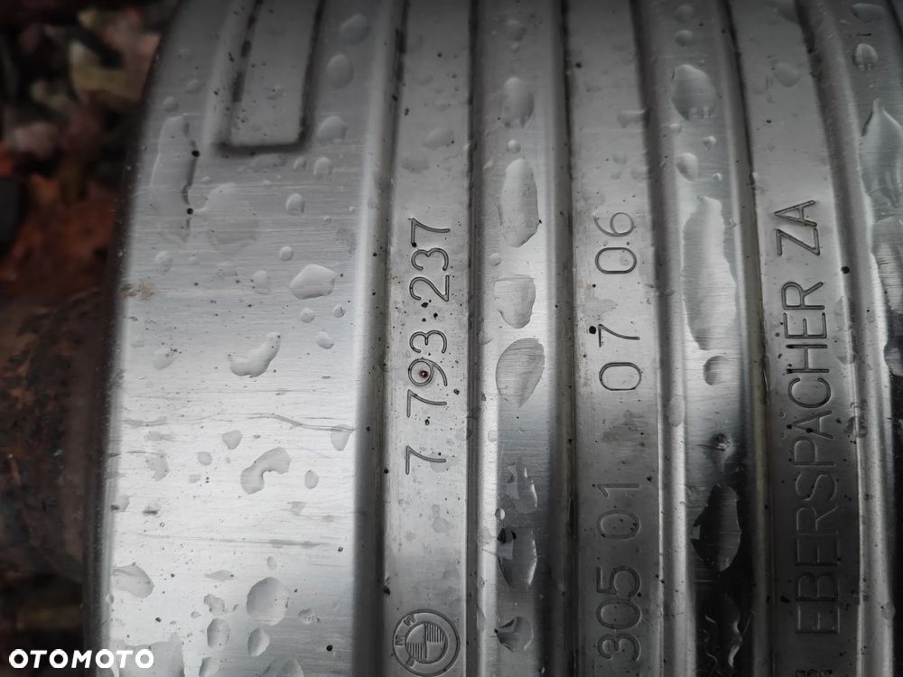 BMW E90 / E91 ORYGINALNY KOMPLETNY WYDECH /  UKŁAD WYDECHOWY / TŁUMIK KOŃCOWY + ŚRODKOWY DO SILNIKA GAMY M47D18N / M47D20 ( 1.8D / 2.0D ) DIESEL EUROPA O NR. 18 30 7 793 622 / 18 30 7 793 624 OEM W BARDZO DOBRYM STANIE - 7