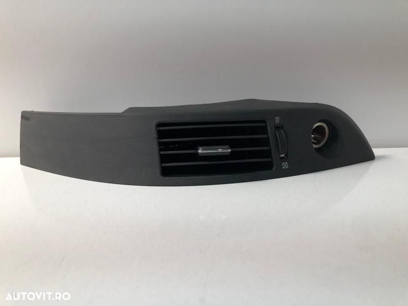 Grila ventilatie dreapta fata Toyota Corolla Verso (2004-2009) 55680-64010 - 1