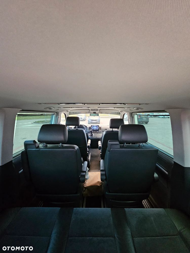 Volkswagen Multivan - 9