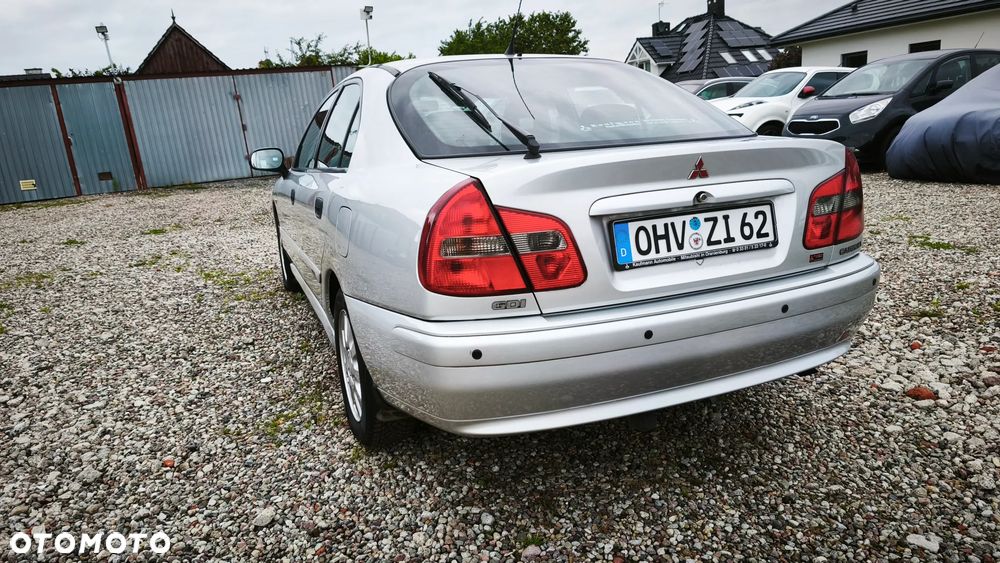 Mitsubishi Carisma - 10