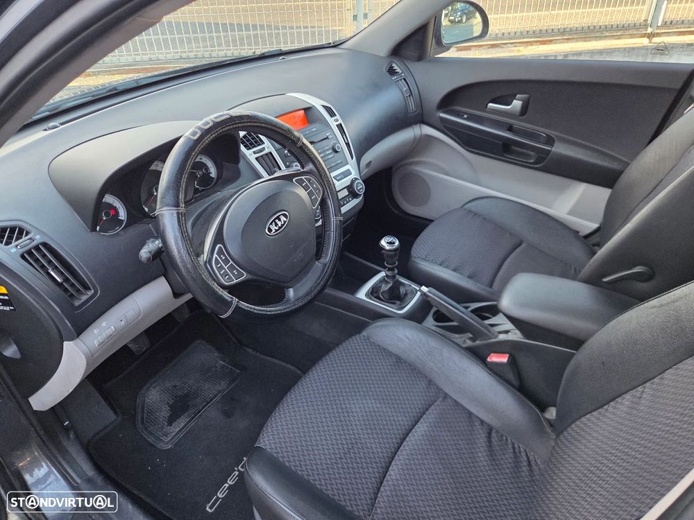 Kia Ceed 1.4 CVVT LX ISG - 5