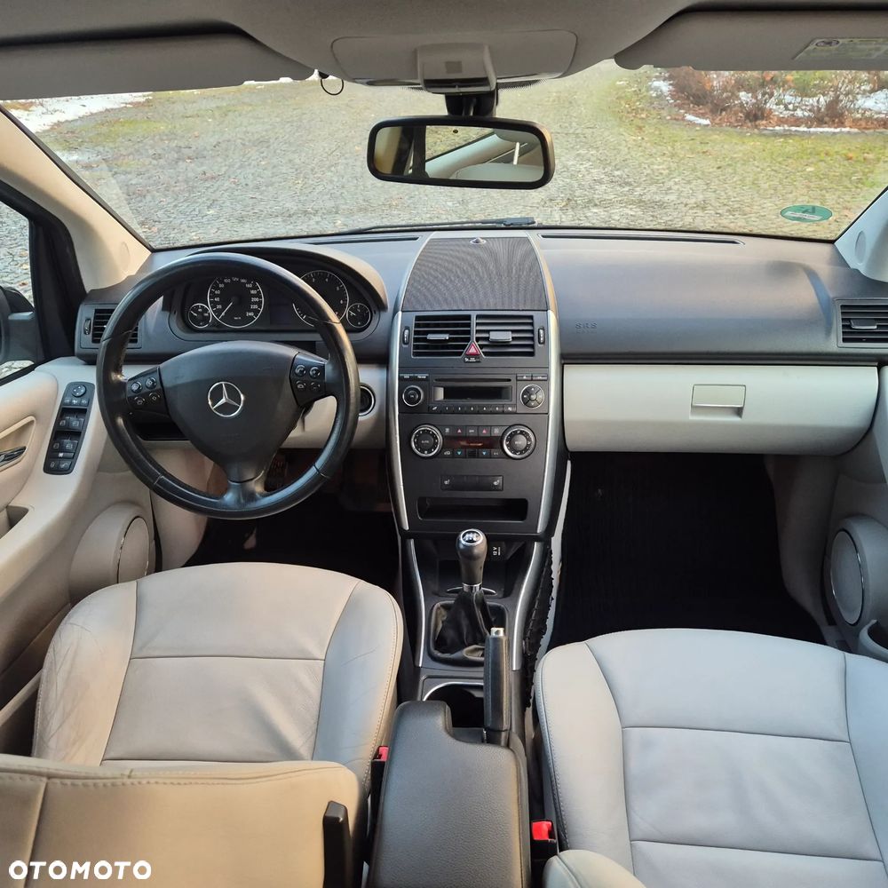 Mercedes-Benz Klasa A 150 Avantgarde Edition 10 - 4