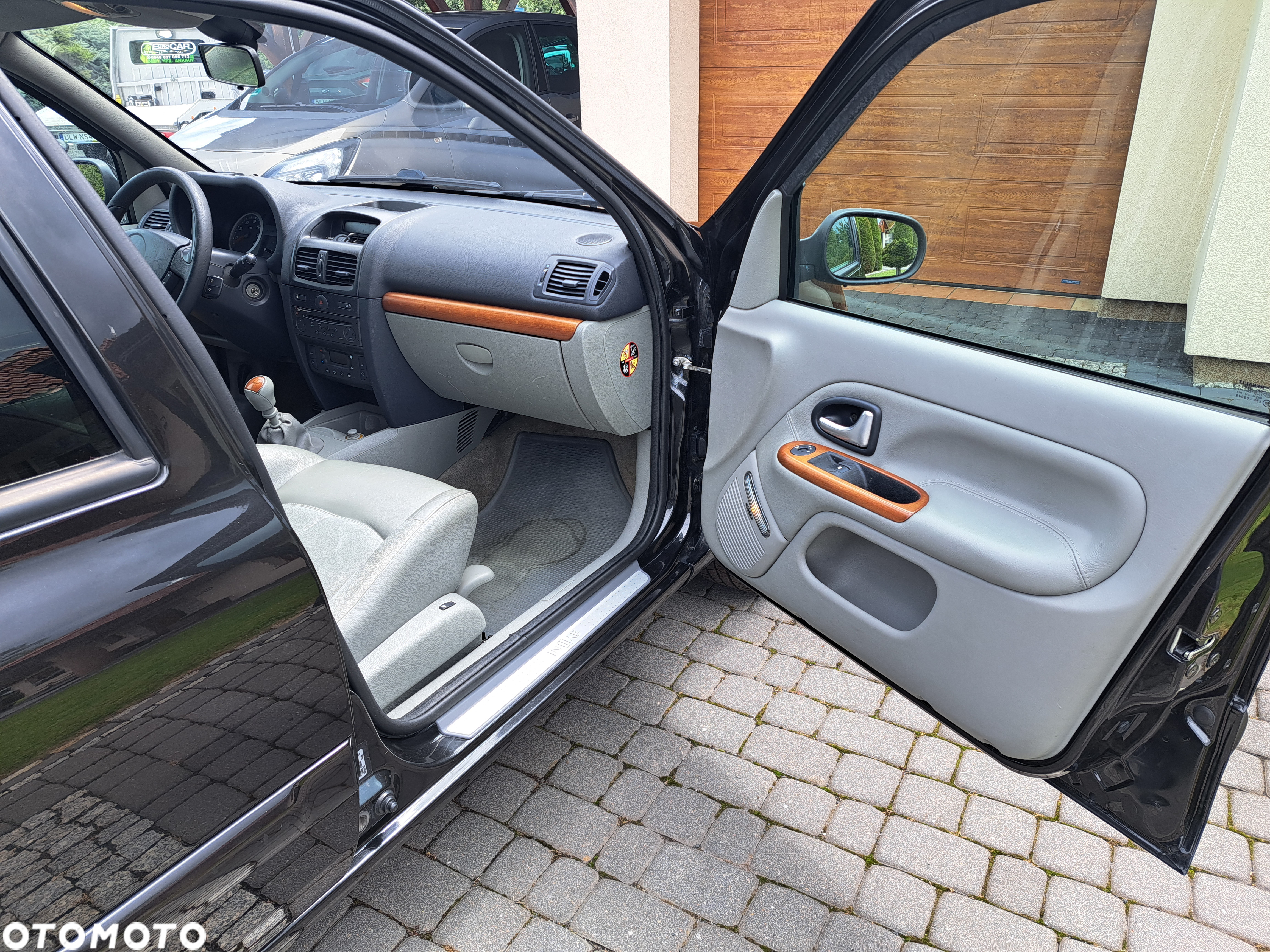 Renault Clio 1.6 16V Initiale - 8