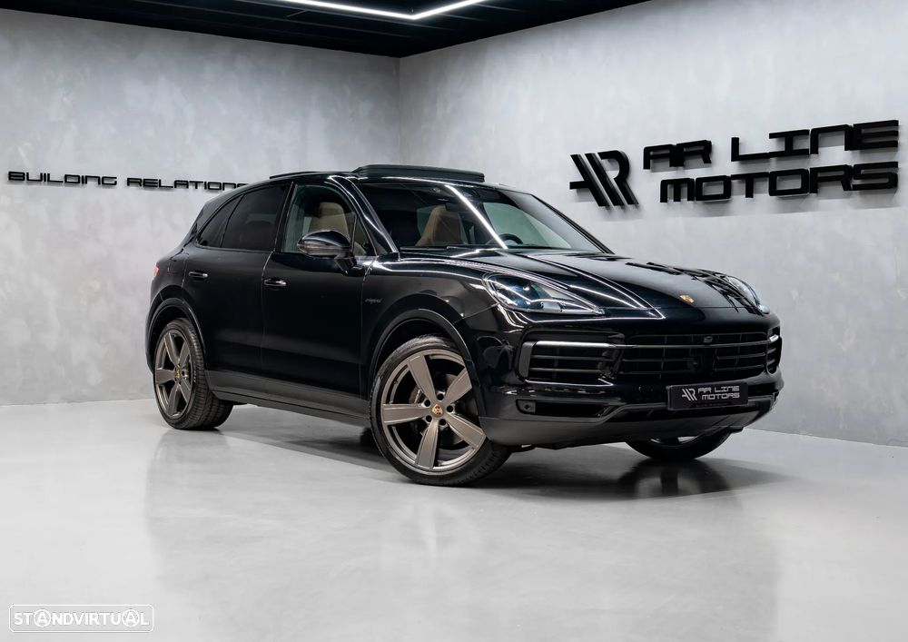 Porsche Cayenne E-Hybrid Tiptronic S Platinum Edition - 3