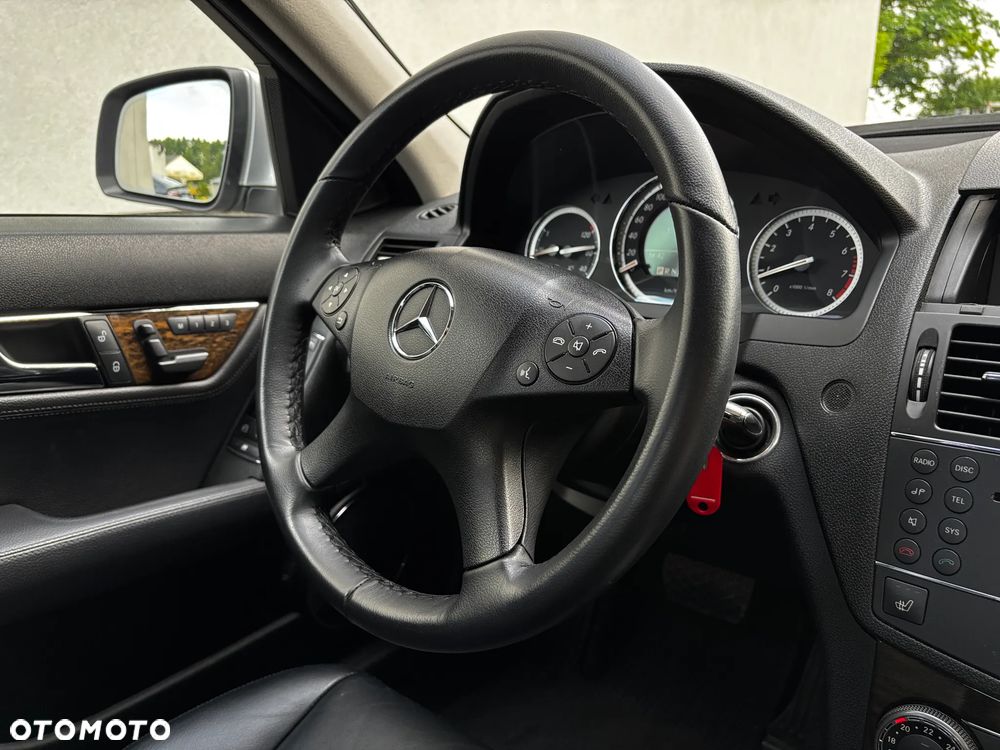Mercedes-Benz Klasa C - 33