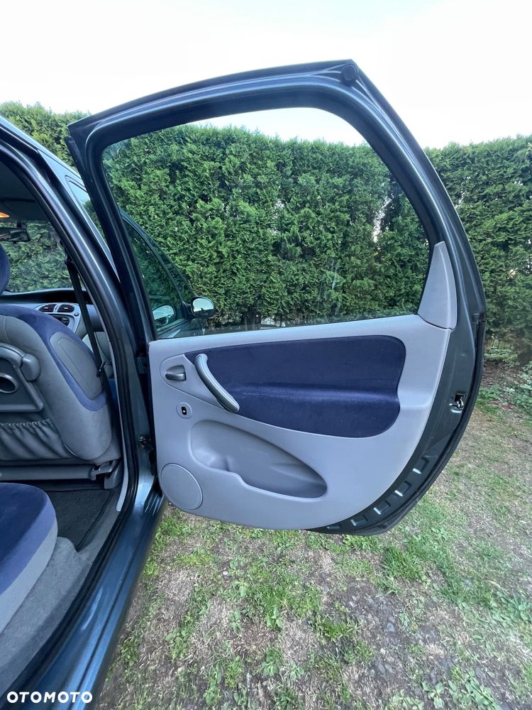 Citroën Xsara Picasso 1.6 HDi SX Plus - 19