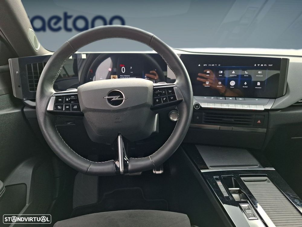 Opel Astra 1.5 D GS Aut. — fotografia 13