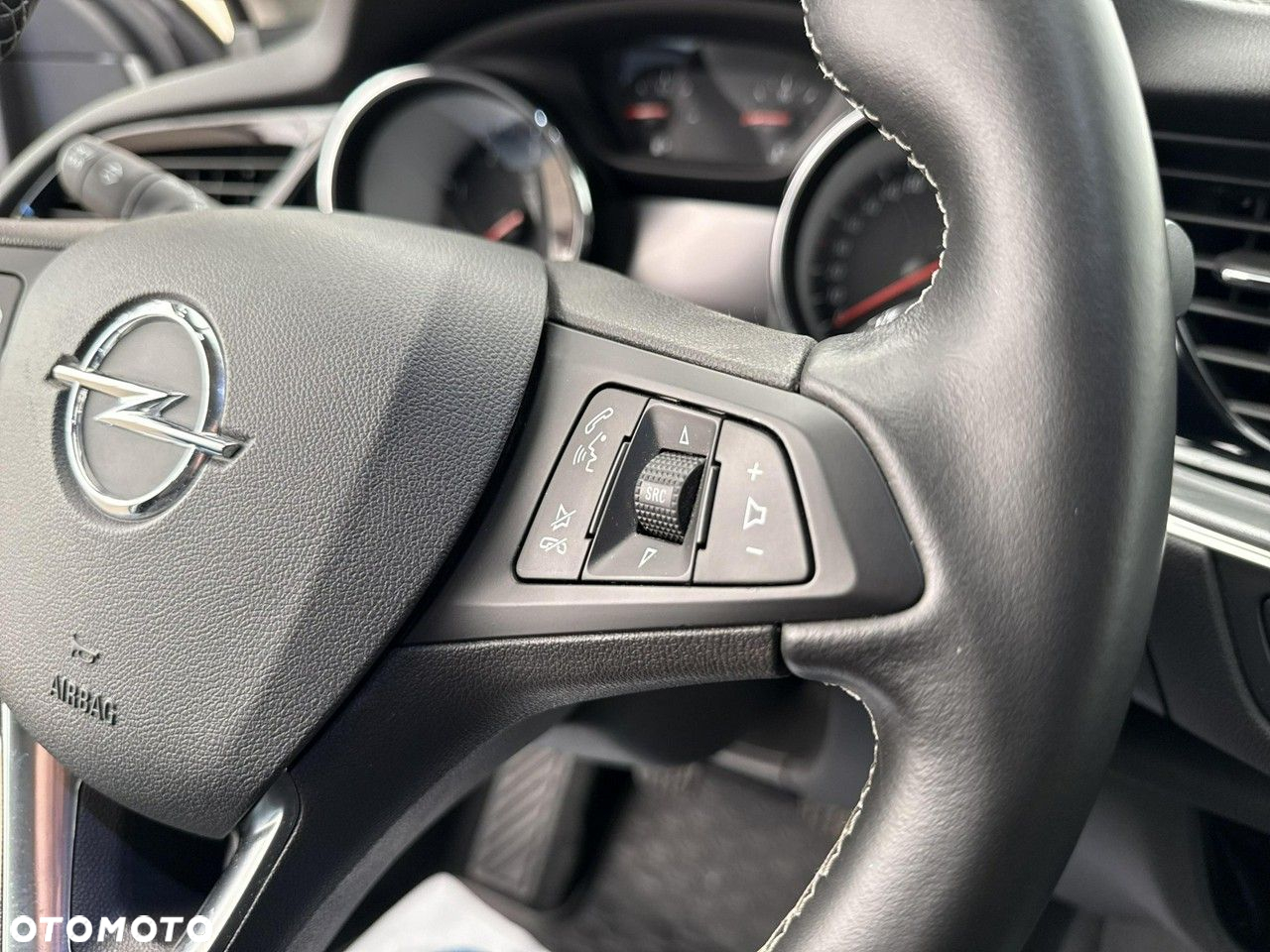 Opel Insignia 1.6 CDTI Enjoy S&S - 22