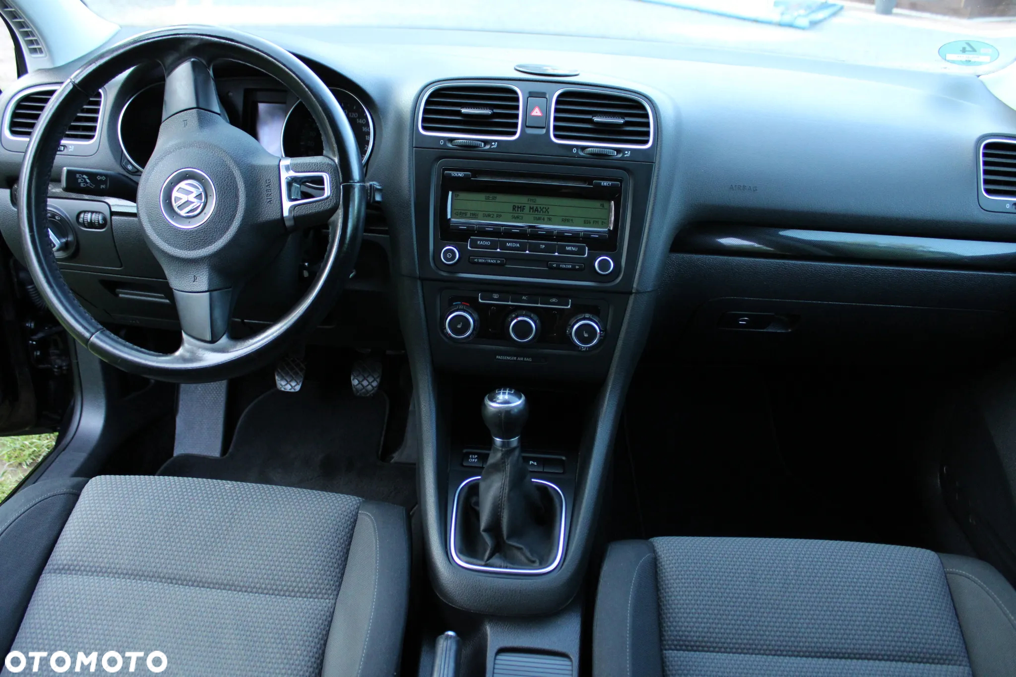 Volkswagen Golf 1.6 Comfortline - 38