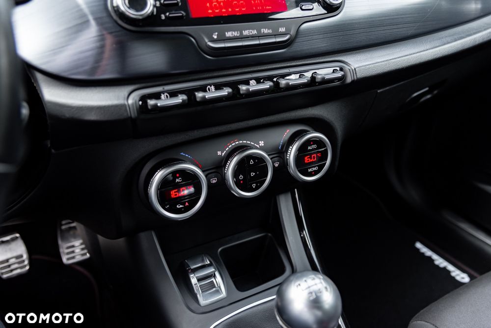 Alfa Romeo Giulietta 1.4 TB 16V Multiair - 31